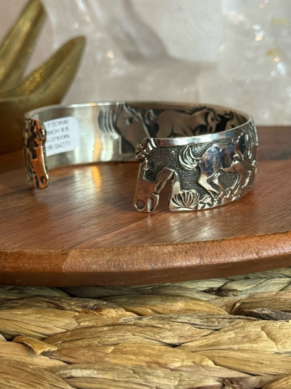 Lloyd Becenti Navajo Handmade Storyteller Horse Bracelet Cuff - Picture 8 of 14